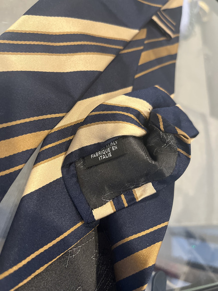Vivienne Westwood Mens Limited edition Designer Tie - Picture 5 of 5